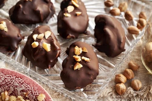 تصویر 3 از بهترین شکلات خرمایی پیکسر + سالم و بهداشتی